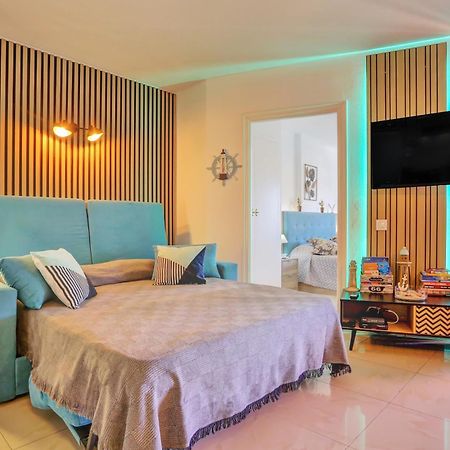 Appartement Luxory Dreamy Sunset, Seafront, Direct Access To The Promenade,Wifi,Pool,Free Parking à Los Cristianos  Extérieur photo