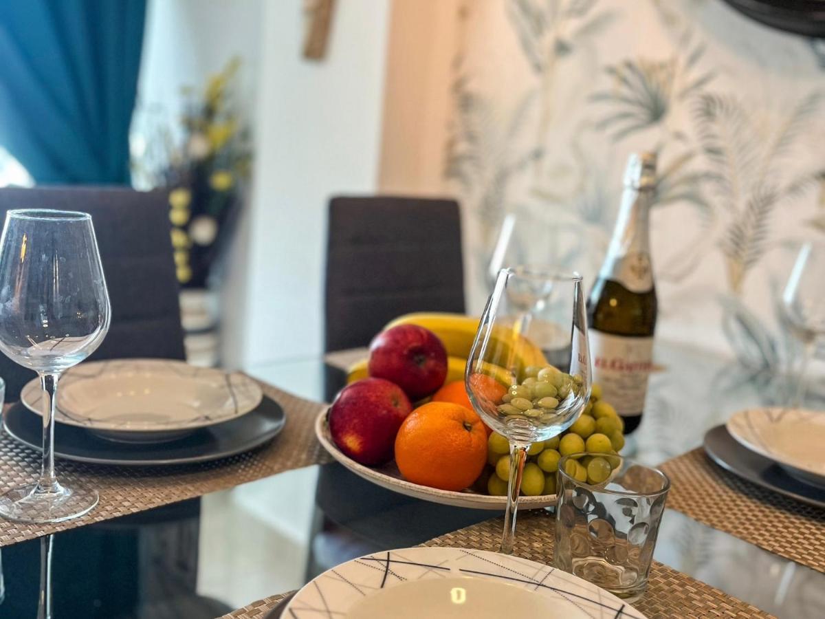 Appartement Luxory Dreamy Sunset, Seafront, Direct Access To The Promenade,Wifi,Pool,Free Parking à Los Cristianos  Extérieur photo
